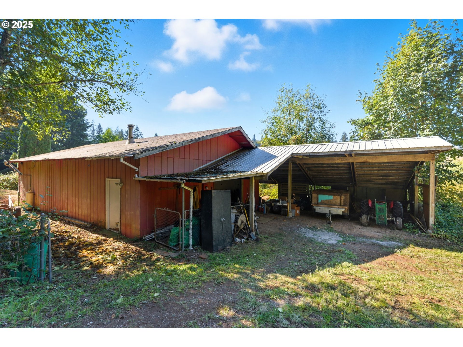 9151 Southeast Hideaway Court Damascus, OR 97089 - Photo 39 of 48 Workshop