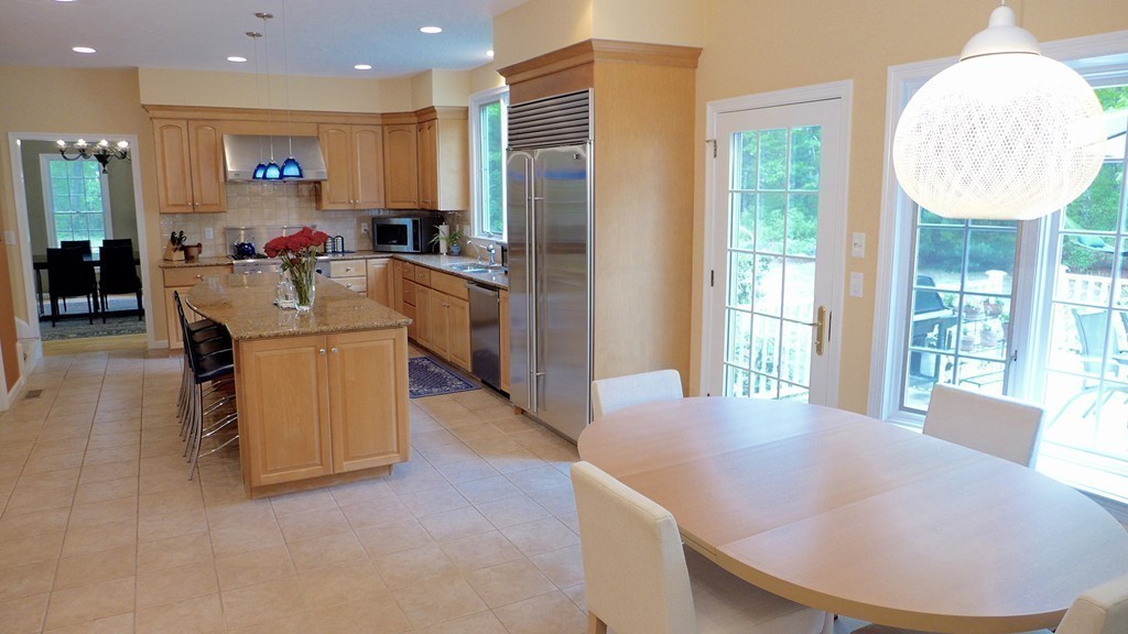 15 Black Elk Road Sharon, MA 02067 - Photo 8 of 26 Gallery Image 8