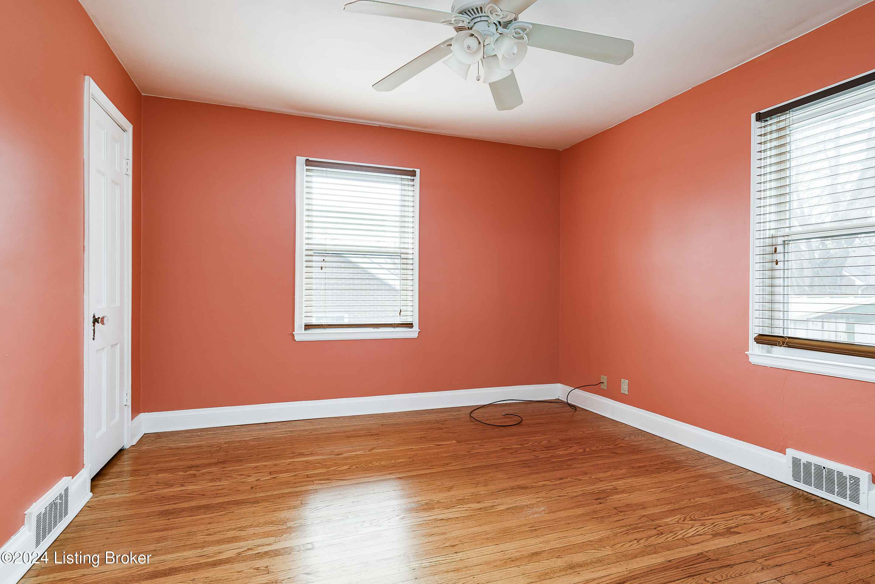 2539 Dundee Road Louisville, KY 40205 - Photo 7 of 21 Dundee Bedroom 1