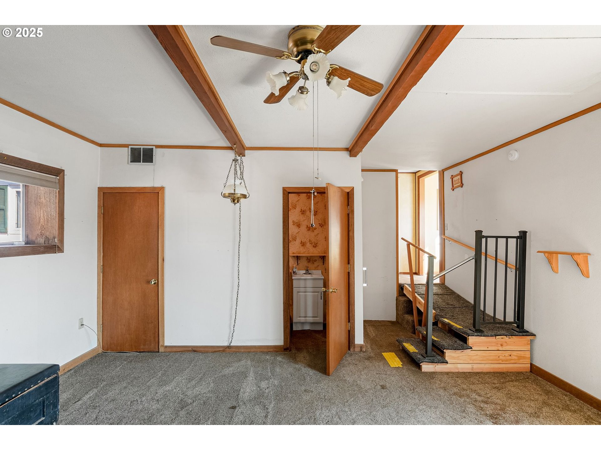 3744 Ridgeway Drive Southeast Turner, OR 97392 - Photo 14 of 48 Gallery Image 14