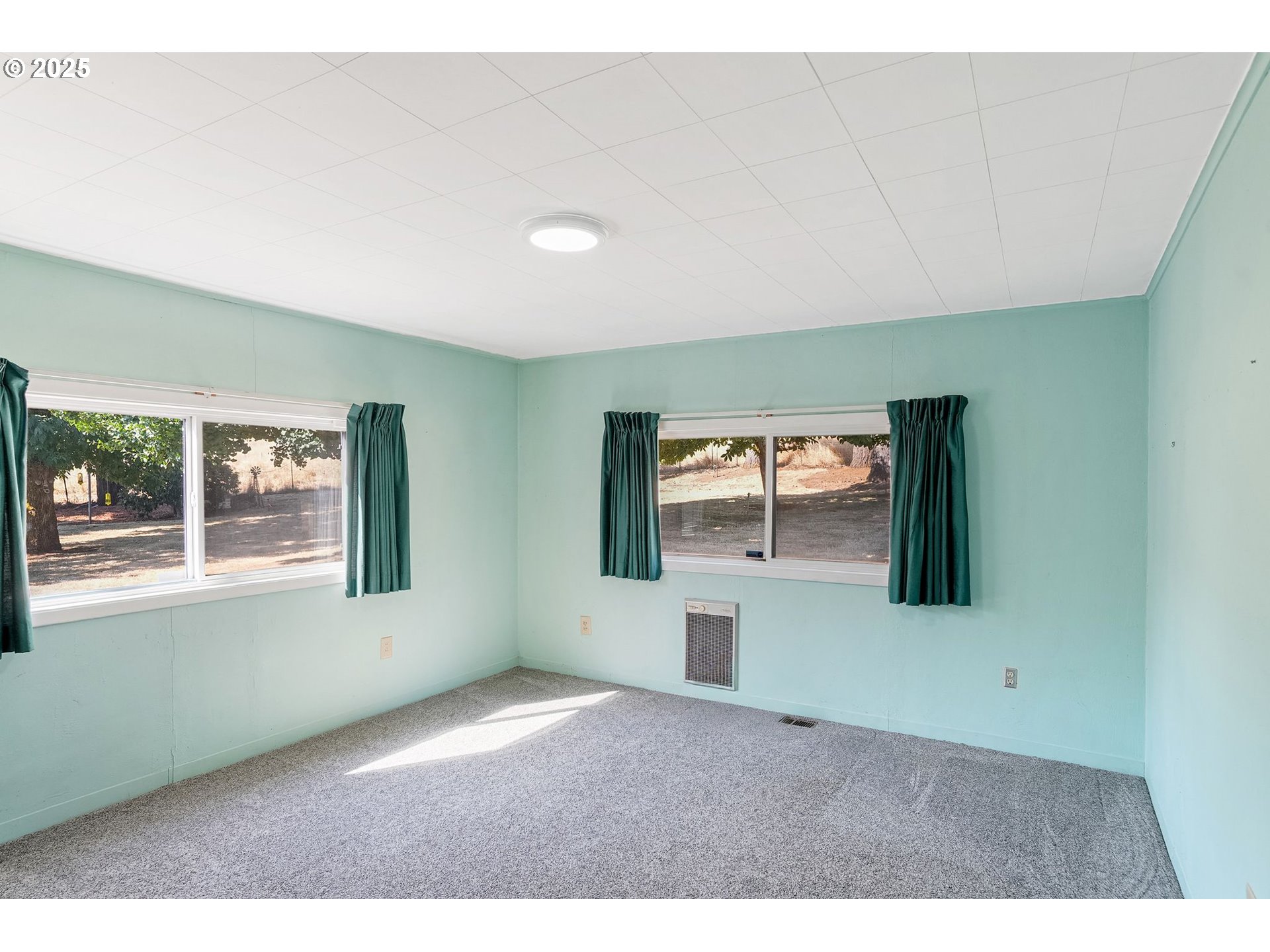 3744 Ridgeway Drive Southeast Turner, OR 97392 - Photo 18 of 48 Bedroom