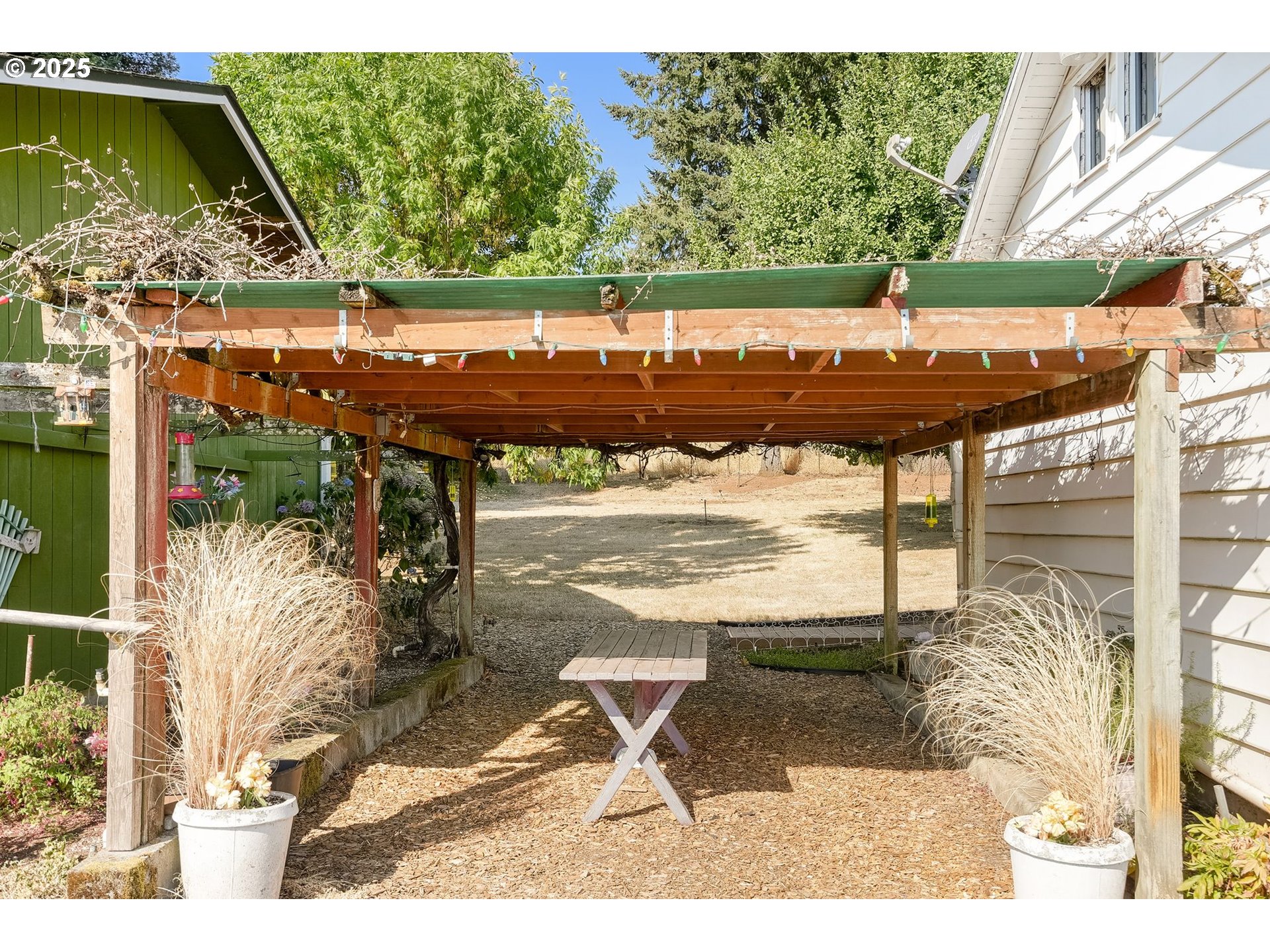 3744 Ridgeway Drive Southeast Turner, OR 97392 - Photo 27 of 48 Covered Patio