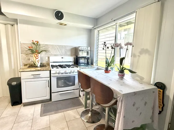 $209,000 | 485 Waianuenue Avenue, Unit 142, Hilo, HI 96720