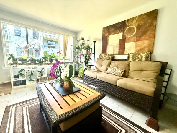 $209,000 | 485 Waianuenue Avenue, Unit 142, Hilo, HI 96720