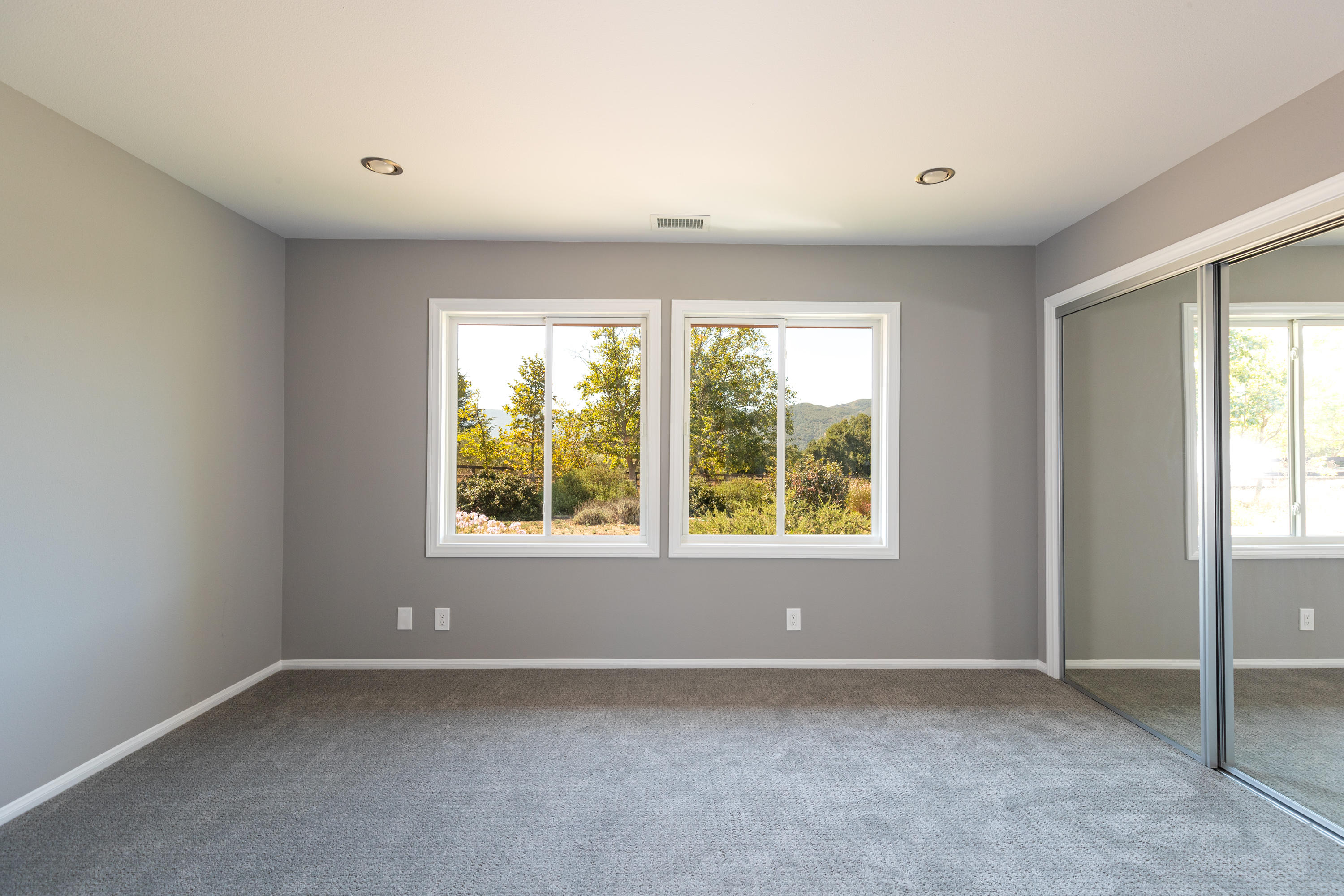 705 Mesa Drive Solvang, CA 93463 - Photo 12 of 22 an empty room with a window