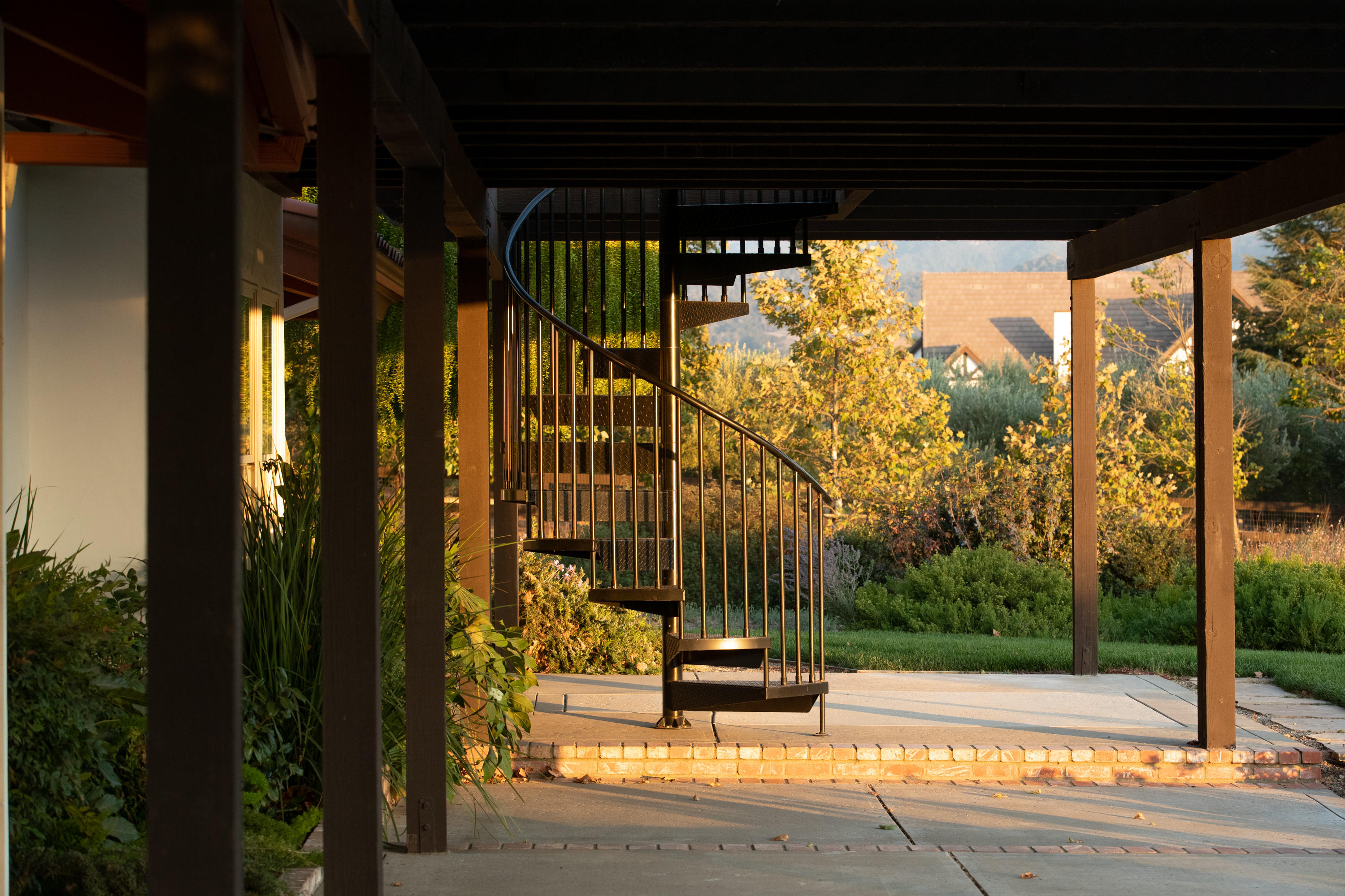 705 Mesa Drive Solvang, CA 93463 - Photo 19 of 22 a view of living room with a garden