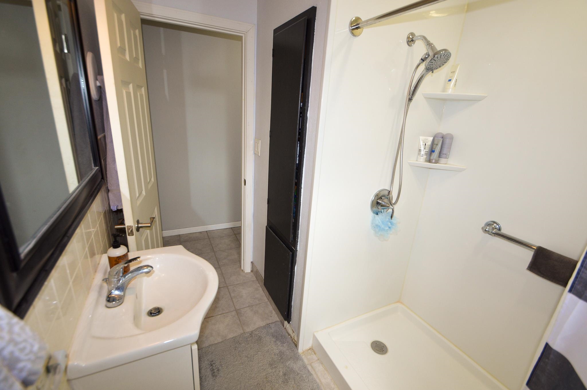 517 High Street Highland, WI 53543 - Photo 13 of 30