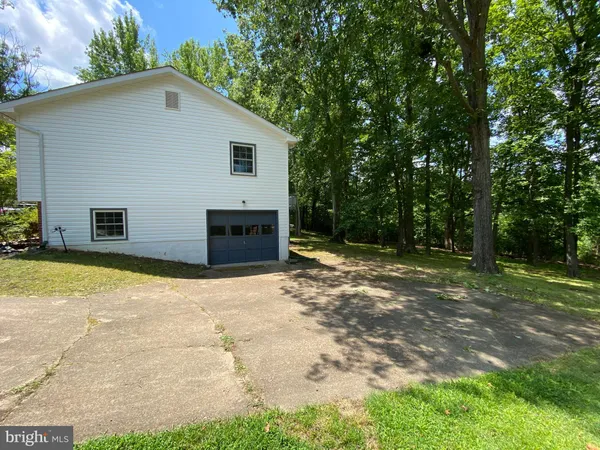 $2,645 | 12202 McClain Street, Fredericksburg, VA 22407