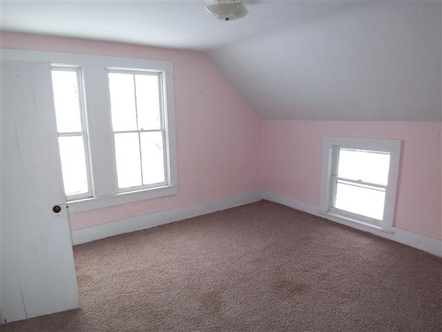 705 West 4th Street Delavan, IL 61734 - Photo 5 of 8 Gallery Image 5