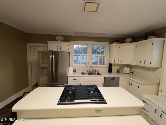 $529,000 | 503 Mayes Avenue, Sweetwater, TN 37874