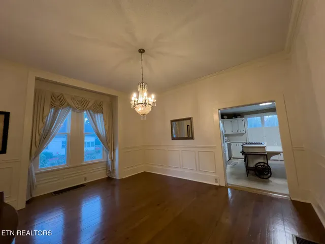 $529,000 | 503 Mayes Avenue, Sweetwater, TN 37874