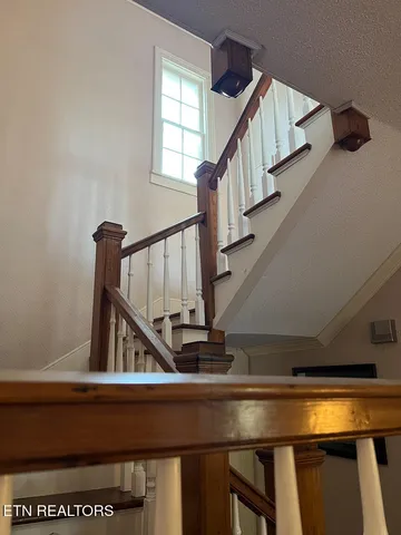 $529,000 | 503 Mayes Avenue, Sweetwater, TN 37874