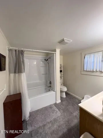 $529,000 | 503 Mayes Avenue, Sweetwater, TN 37874