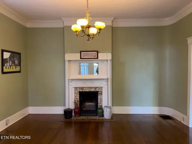 $529,000 | 503 Mayes Avenue, Sweetwater, TN 37874