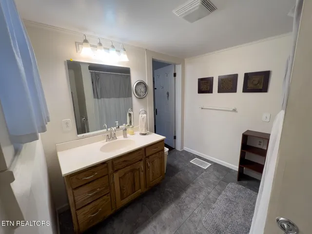 $529,000 | 503 Mayes Avenue, Sweetwater, TN 37874