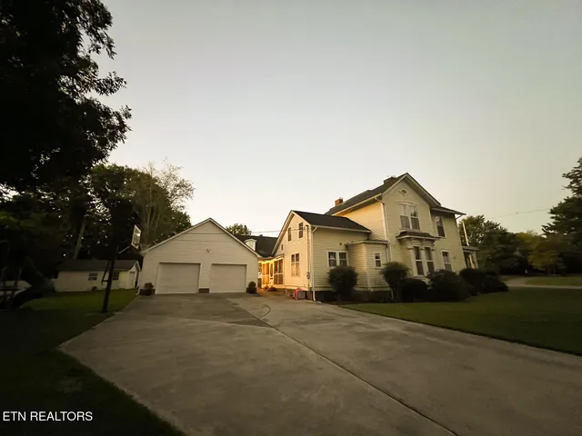 $529,000 | 503 Mayes Avenue, Sweetwater, TN 37874