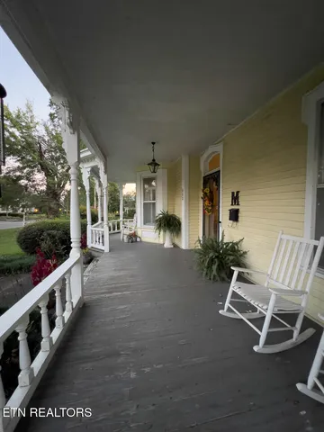 $529,000 | 503 Mayes Avenue, Sweetwater, TN 37874