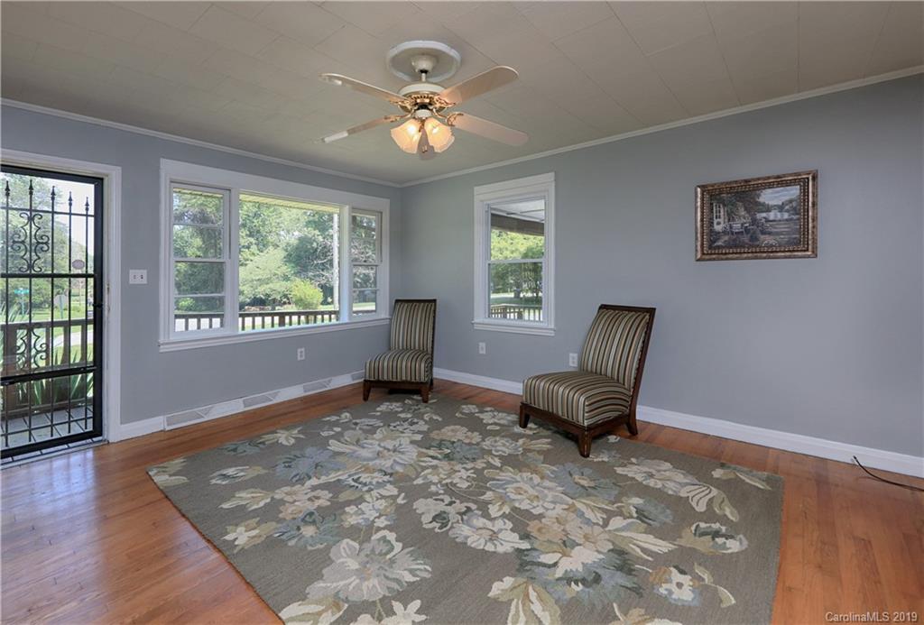 1618 Scott Road Statesville, NC 28625 - Photo 3 of 20