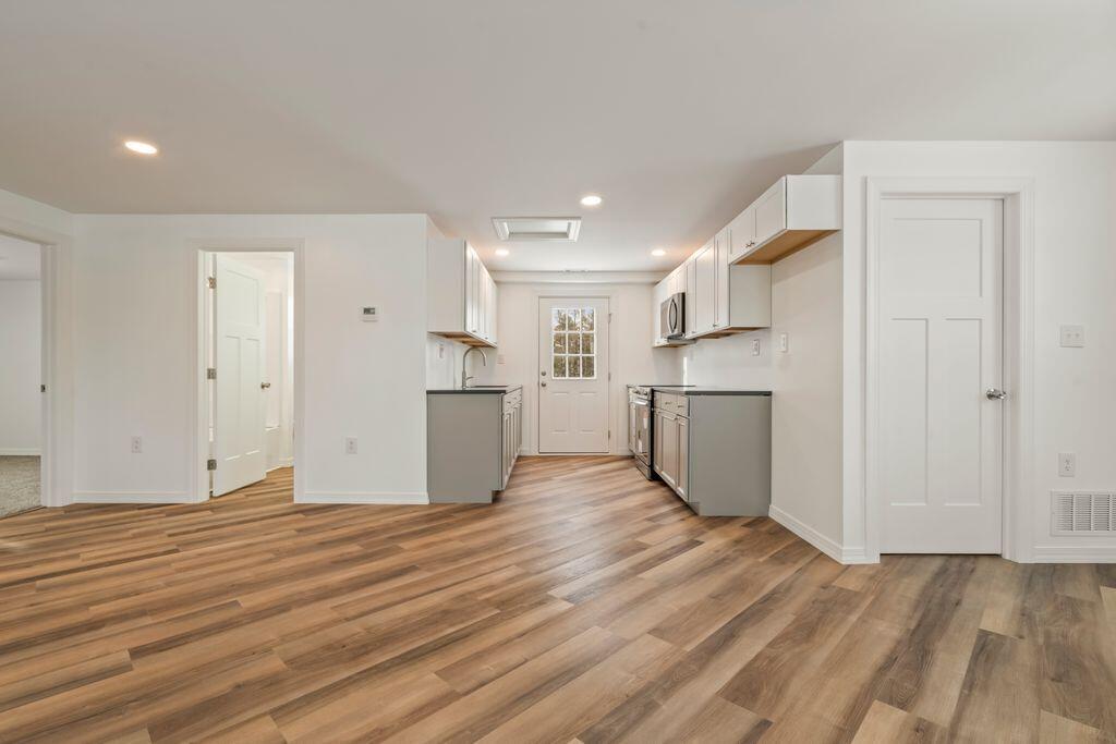 11 Dragonfly Lane Gorham, ME 04038 - Photo 4 of 29 11_DSC06544