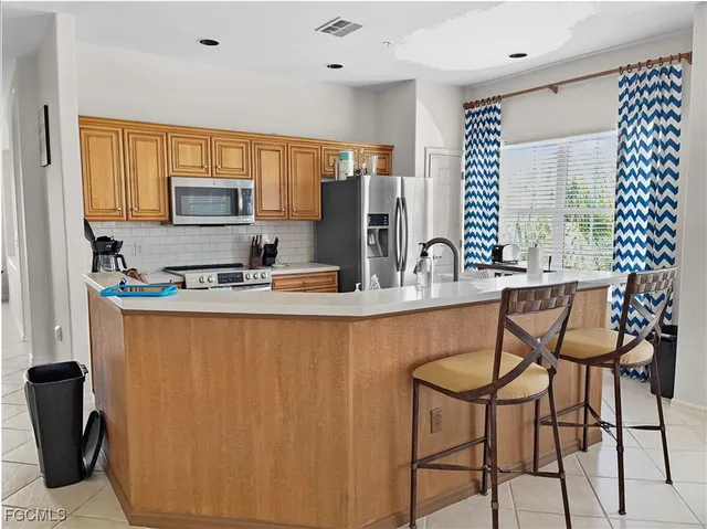 $3,500 | 20011 Sanibel View Circle, Unit 201, Fort Myers, FL 33908