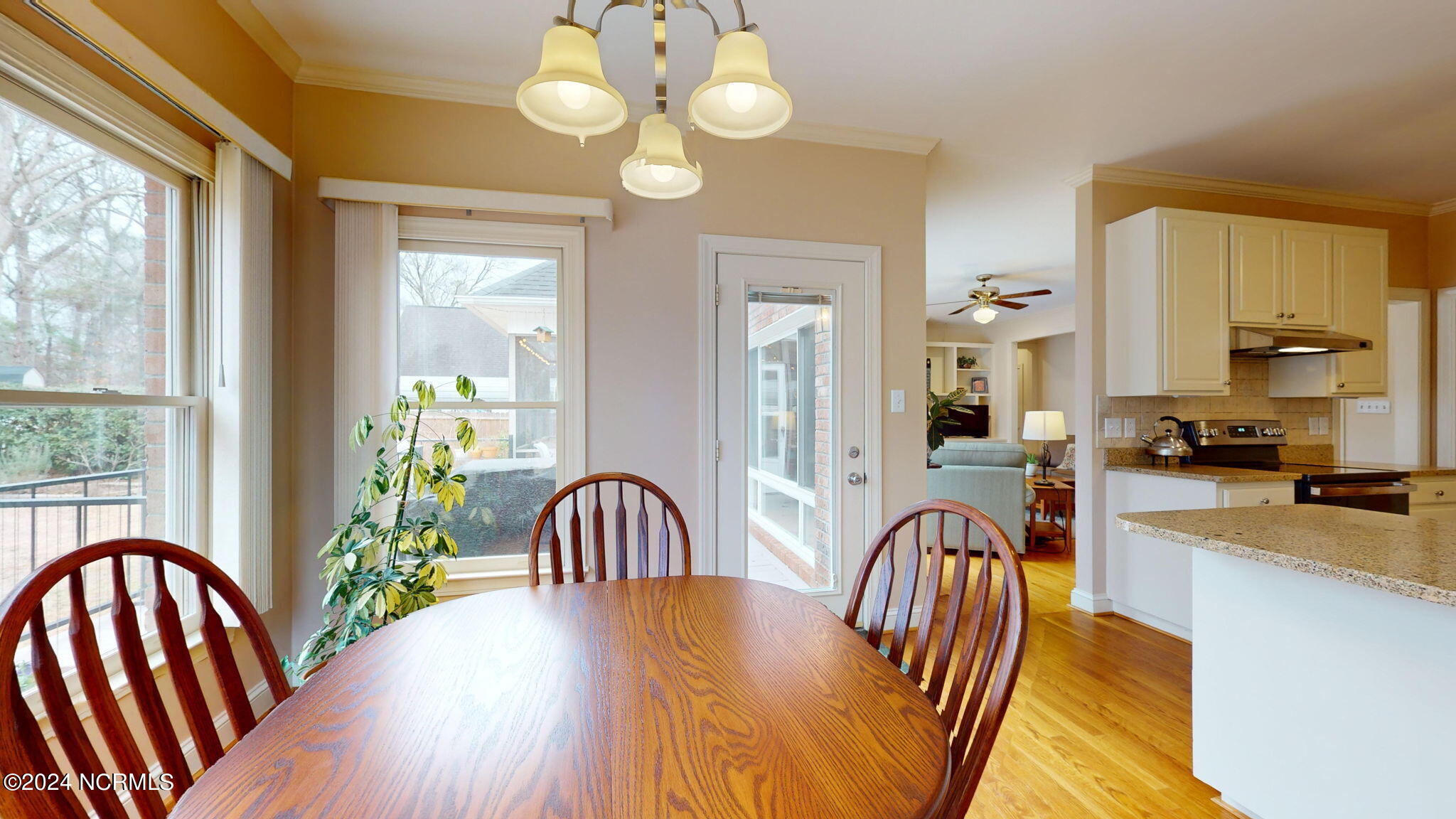 1988 Jack Rabbit Lane New Bern, NC 28562 - Photo 12 of 57 Eat in Kitchen, view into Family Room