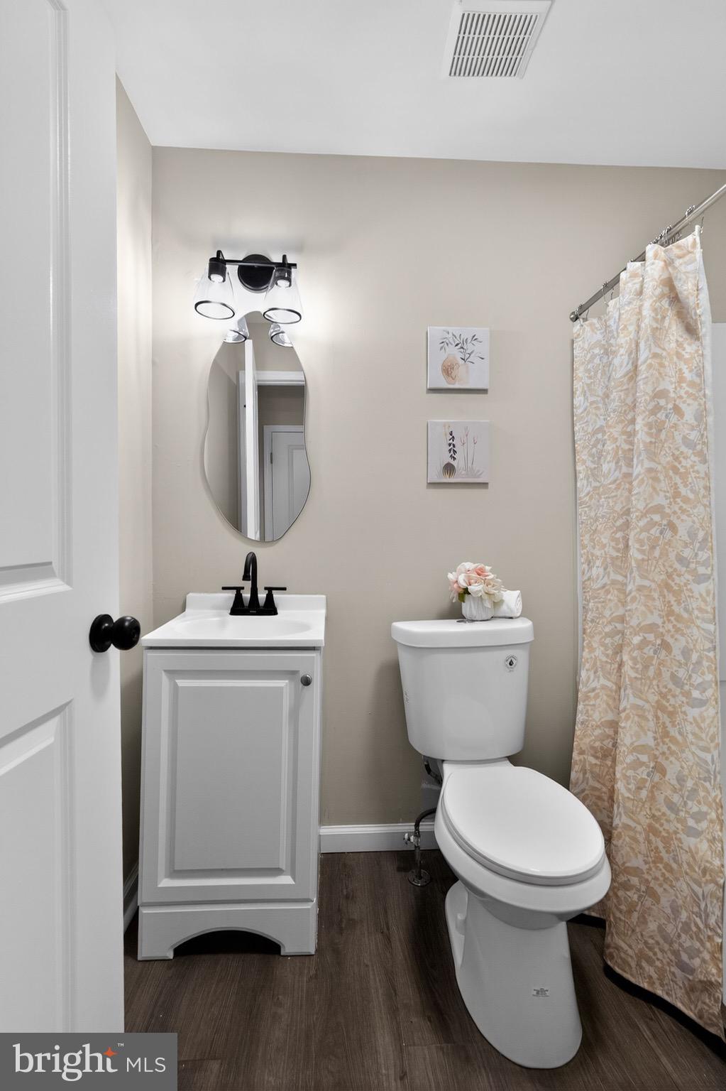 457 Vernon Road Philadelphia, PA 19119 - Photo 20 of 27 Gallery Image 20