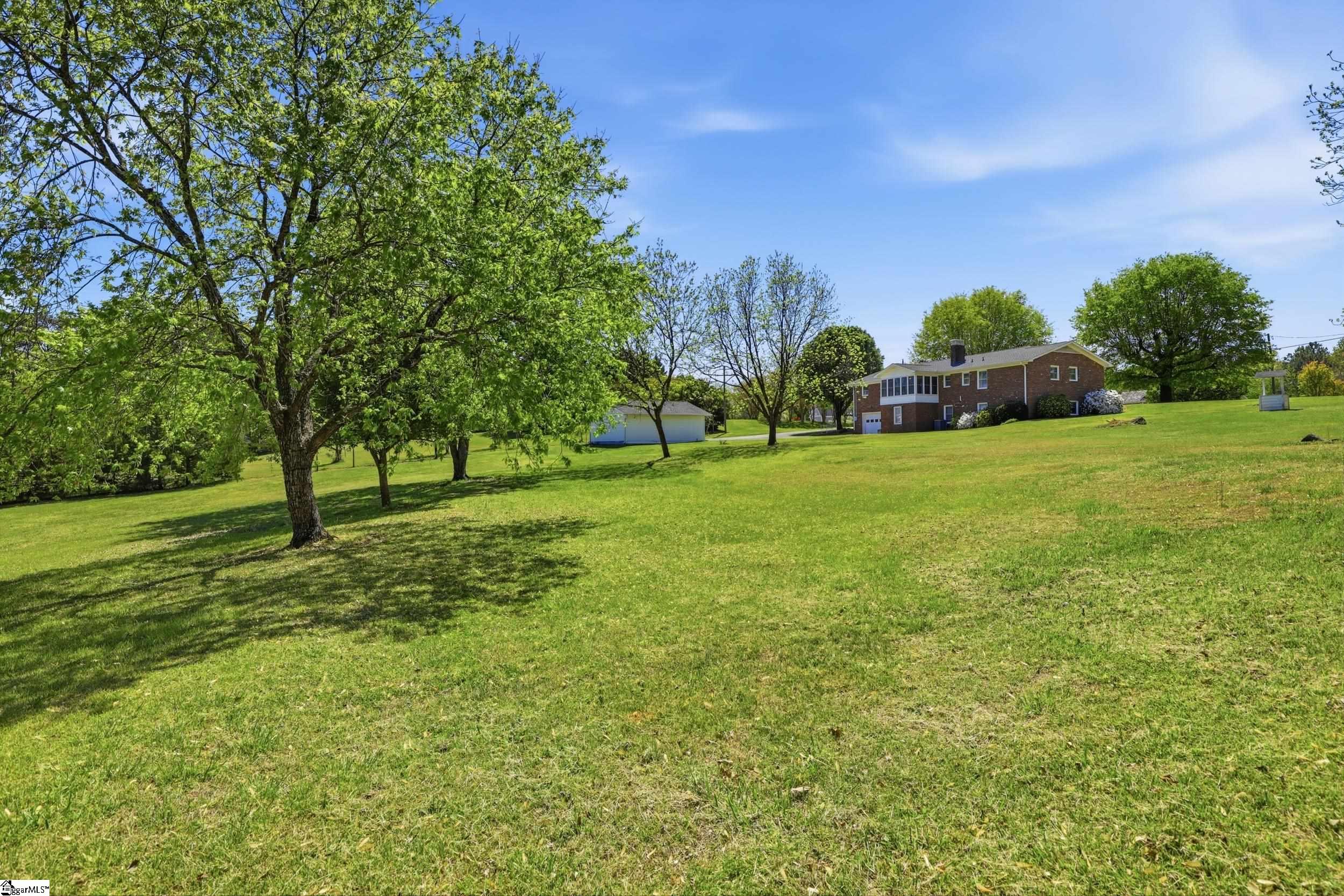 814 Mountain View Court Greer, SC 29651 - Photo 35 of 43