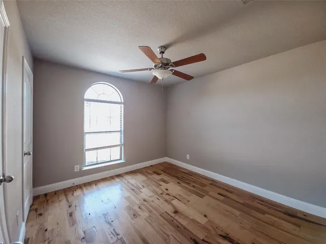 $1,900 | 10929 Hawks Landing Road, Fort Worth, TX 76052