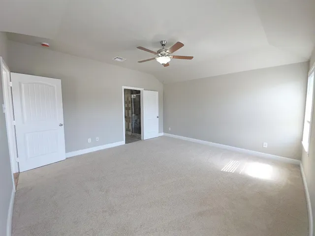 $1,900 | 10929 Hawks Landing Road, Fort Worth, TX 76052