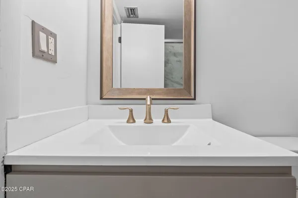 $229,900 | 100 Cherry Street, Unit 202, Panama City, FL 32401