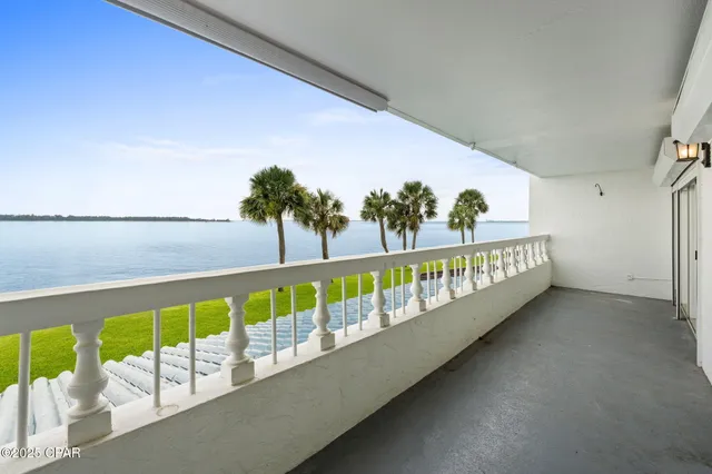 $249,900 | 100 Cherry Street, Unit 202, Panama City, FL 32401