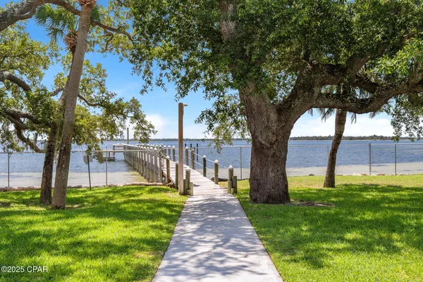 $229,900 | 100 Cherry Street, Unit 202, Panama City, FL 32401