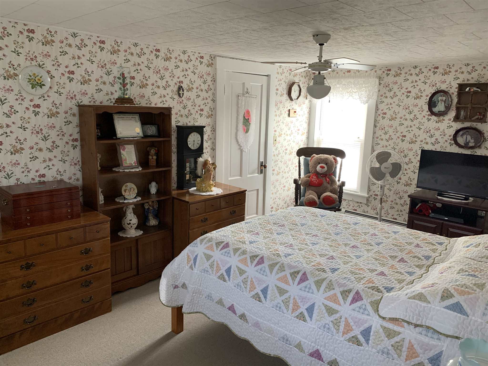 141 Main Street Colebrook, NH 03576 - Photo 10 of 40