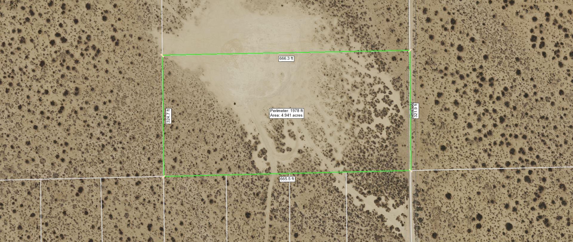 Clark Street Mojave, CA 93501 - Photo 11 of 17 a bathroom with a shower