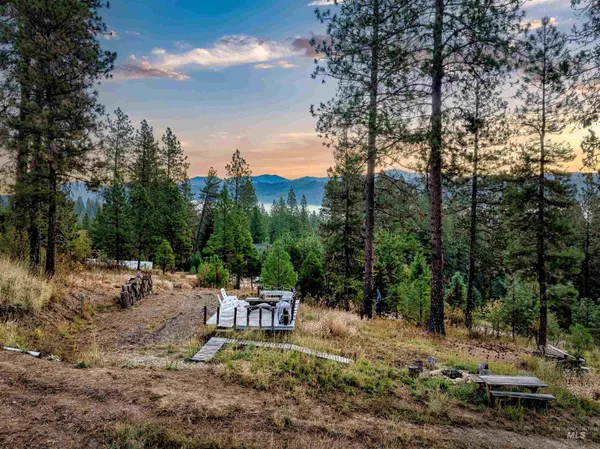 $279,000 | 15 Killdeer Ct Garden Valley, Garden Valley, ID 83622