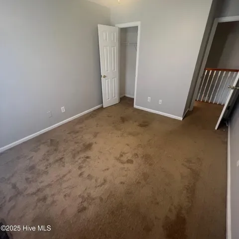 $1,350 | 2355 Vineyard Drive, Unit F8, Winterville, NC 28590