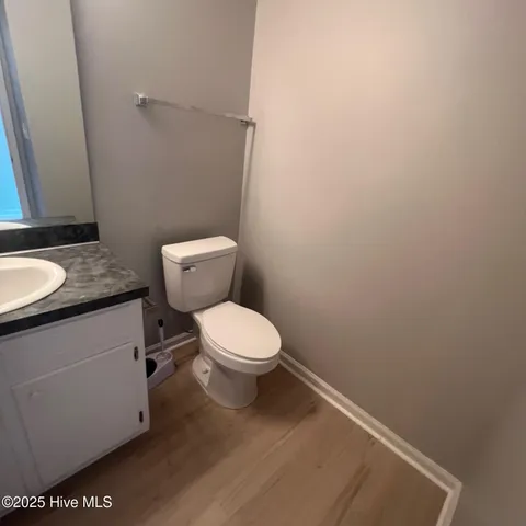 $1,350 | 2355 Vineyard Drive, Unit F8, Winterville, NC 28590