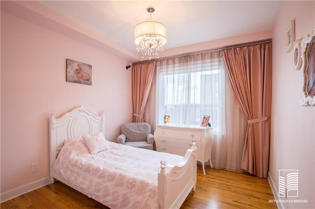 3165 Emmons Avenue, Unit PH3N Brooklyn, NY 11235 - Photo 9 of 23 Gallery Image 9