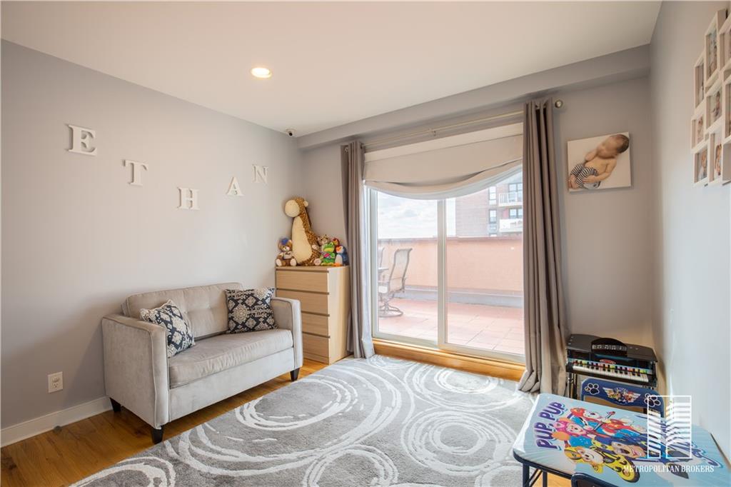 3165 Emmons Avenue, Unit PH3N Brooklyn, NY 11235 - Photo 10 of 23 Gallery Image 10