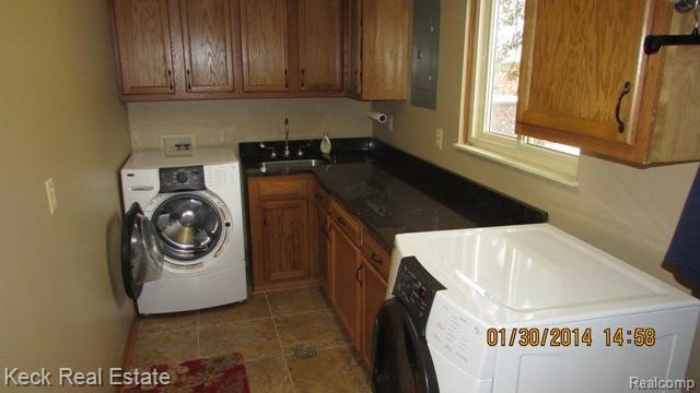 24542 Wick Road Taylor, MI 48180 - Photo 13 of 14 24542 Wick 013.jpg