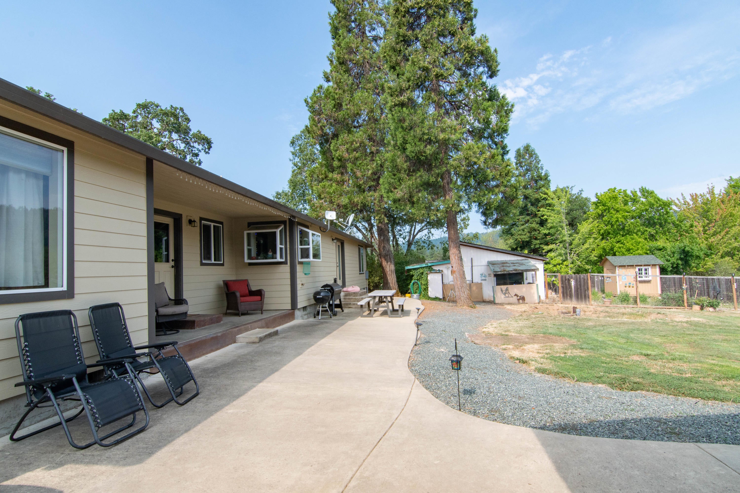 5450 Hugo Road Grants Pass, OR 97526 - Photo 34 of 61 Hugo Rd-42