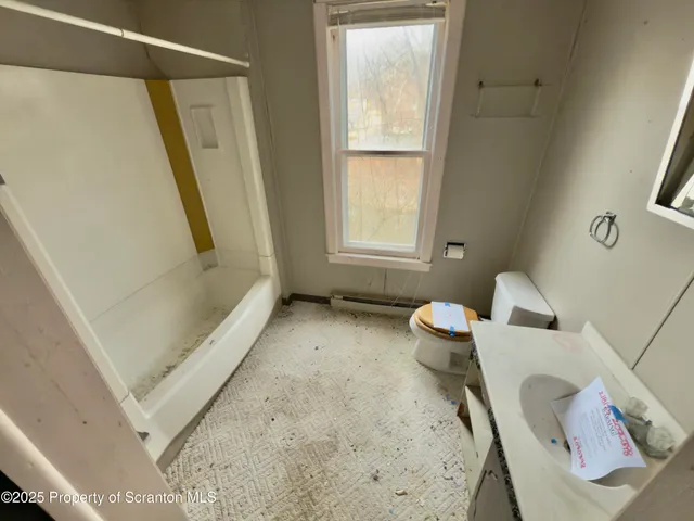 $95,000 | 73 College Avenue, Factoryville, PA 18419