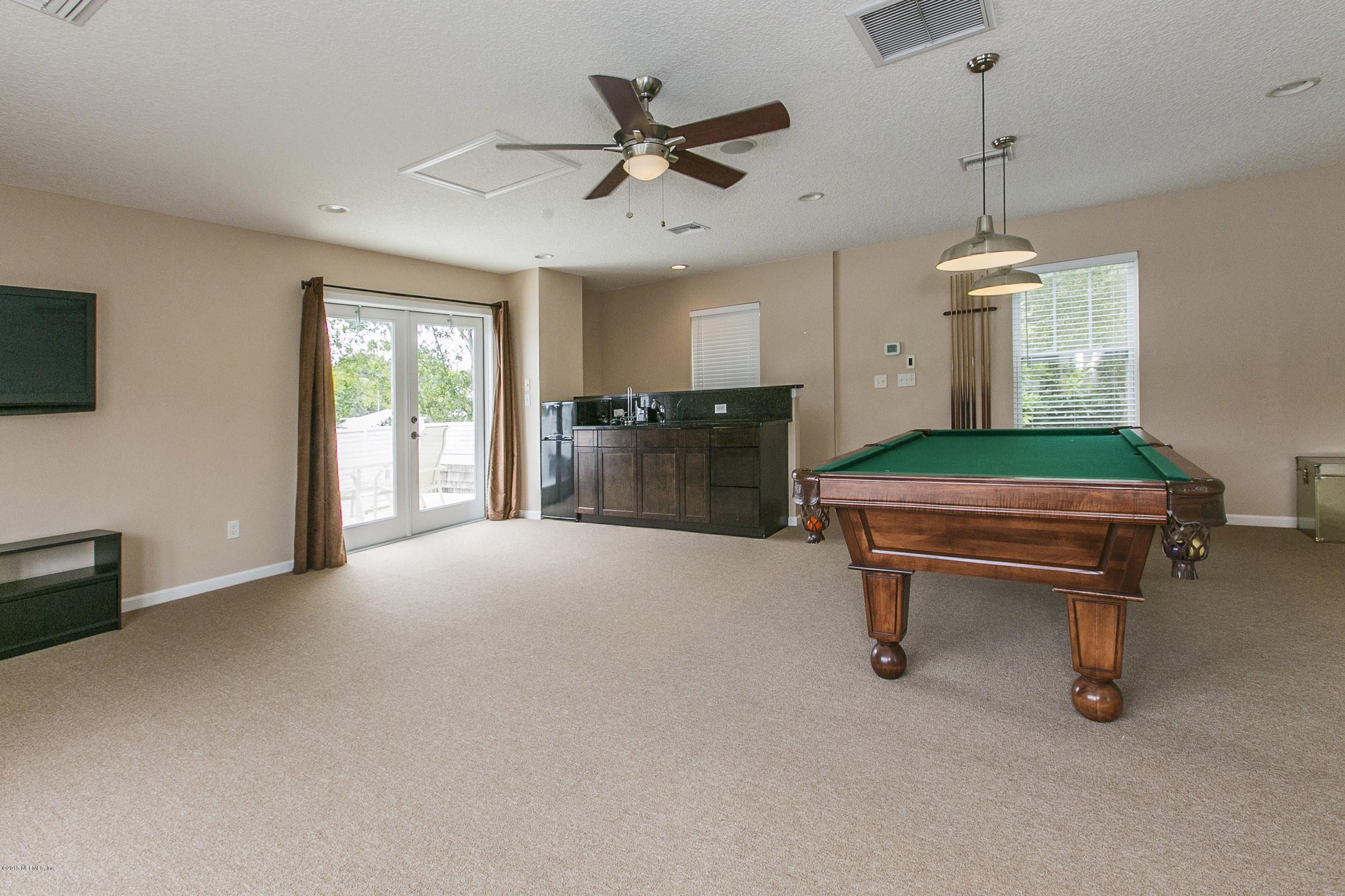 1445 Seminole Road Atlantic Beach, FL 32233 - Photo 27 of 33 Spacious Living Area