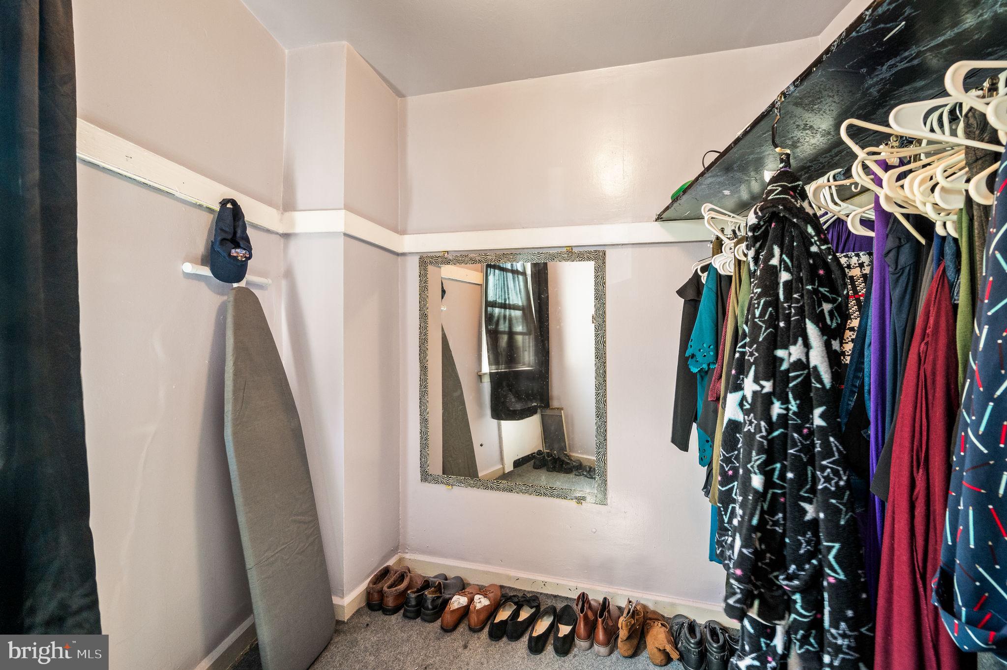 337 Maypole Road Upper Darby, PA 19082 - Photo 7 of 16