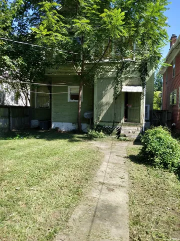 $95,000 | 823 East Chandler Avenue, Evansville, IN 47713