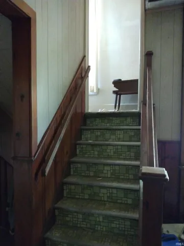 $95,000 | 823 East Chandler Avenue, Evansville, IN 47713