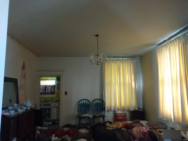 $95,000 | 823 East Chandler Avenue, Evansville, IN 47713