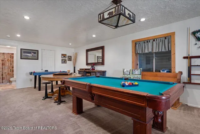 $1,495,000 | 1102-1108 Pine View Lane, Driggs, ID 83422