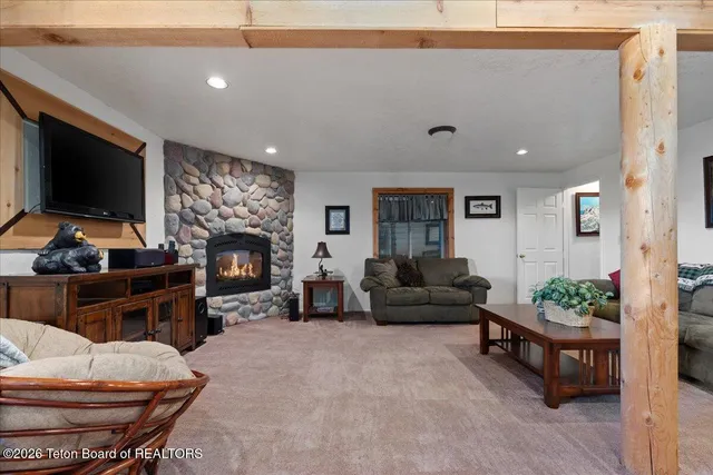 $1,495,000 | 1102-1108 Pine View Lane, Driggs, ID 83422