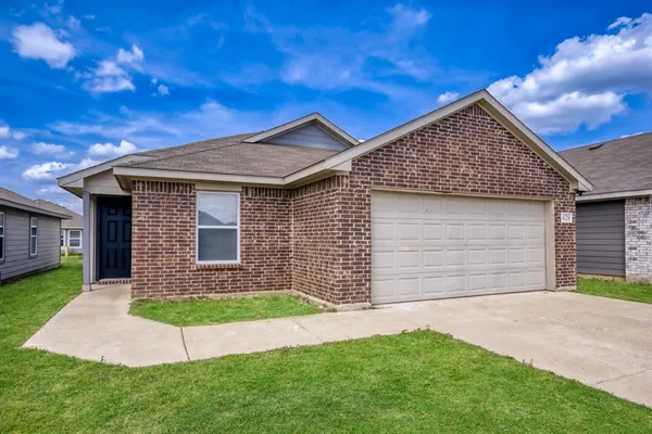 $249,900 | 429 Shorty Street, Mabank, TX 75147